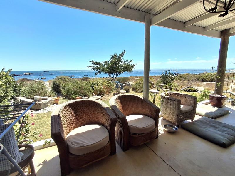 3 Bedroom Property for Sale in Hannasbaai Western Cape